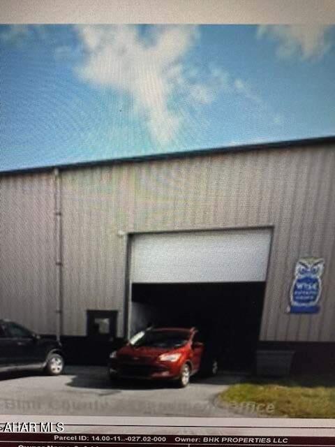 None - Commercial Lease