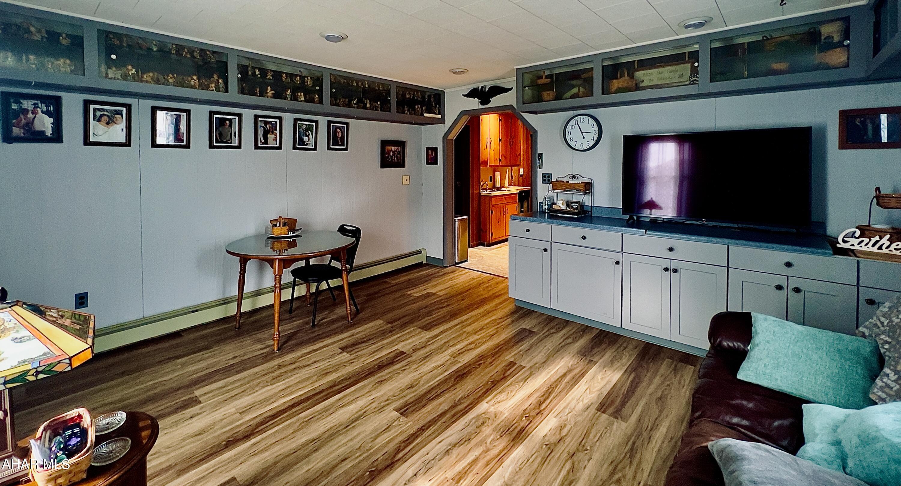 Meadowbrook Terrace - Residential