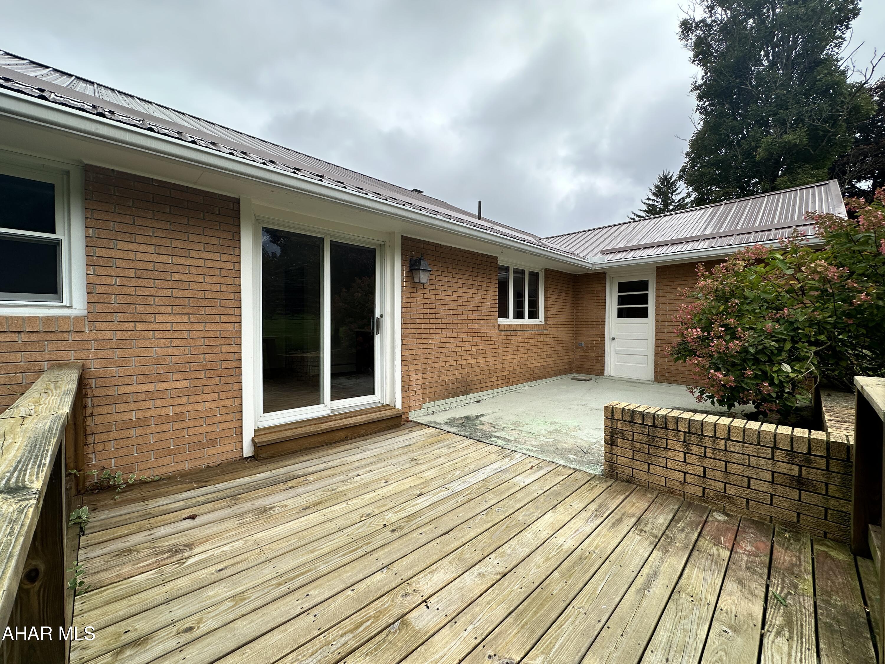 Meadowbrook Terrace - Residential