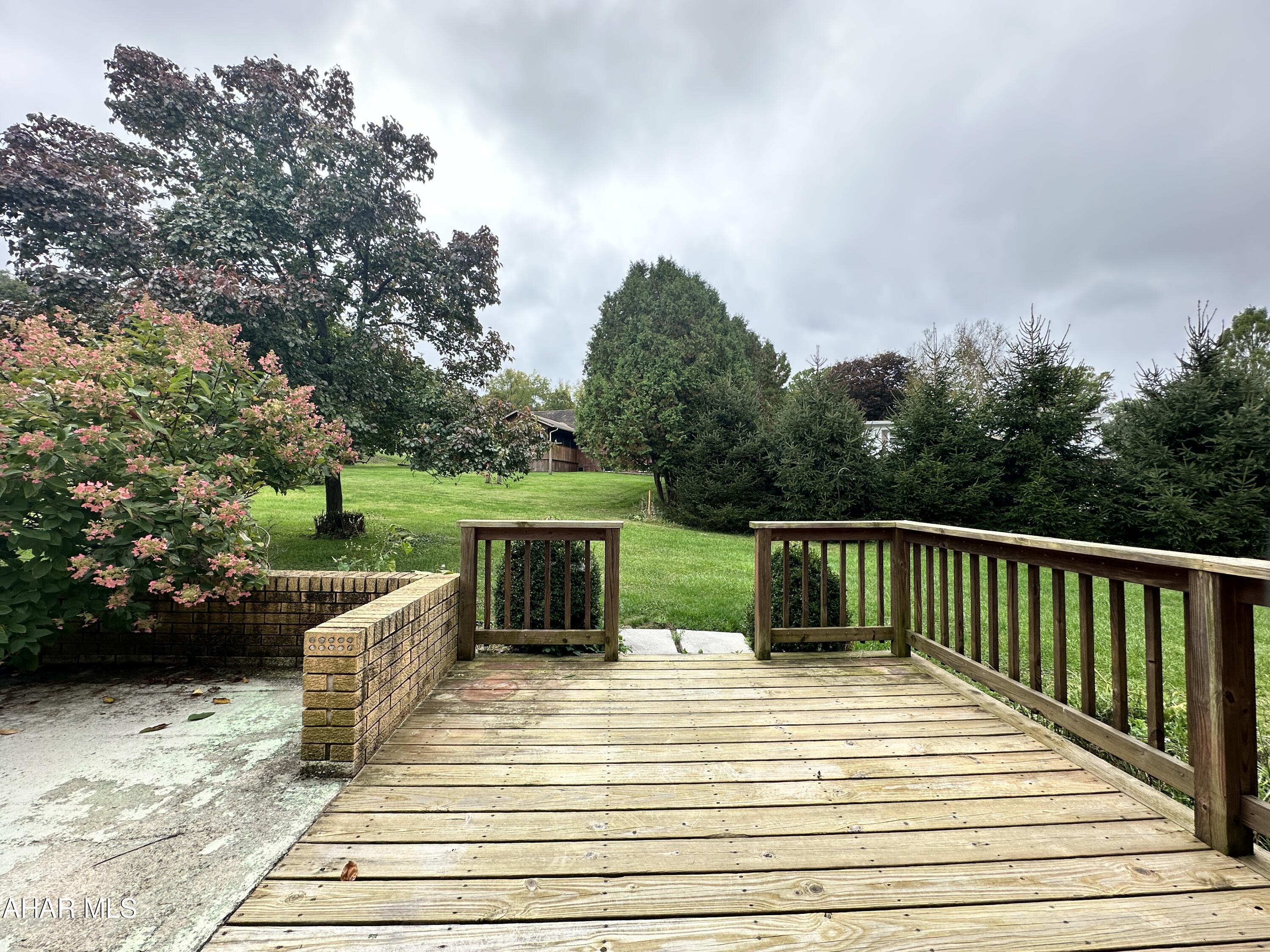 Meadowbrook Terrace - Residential