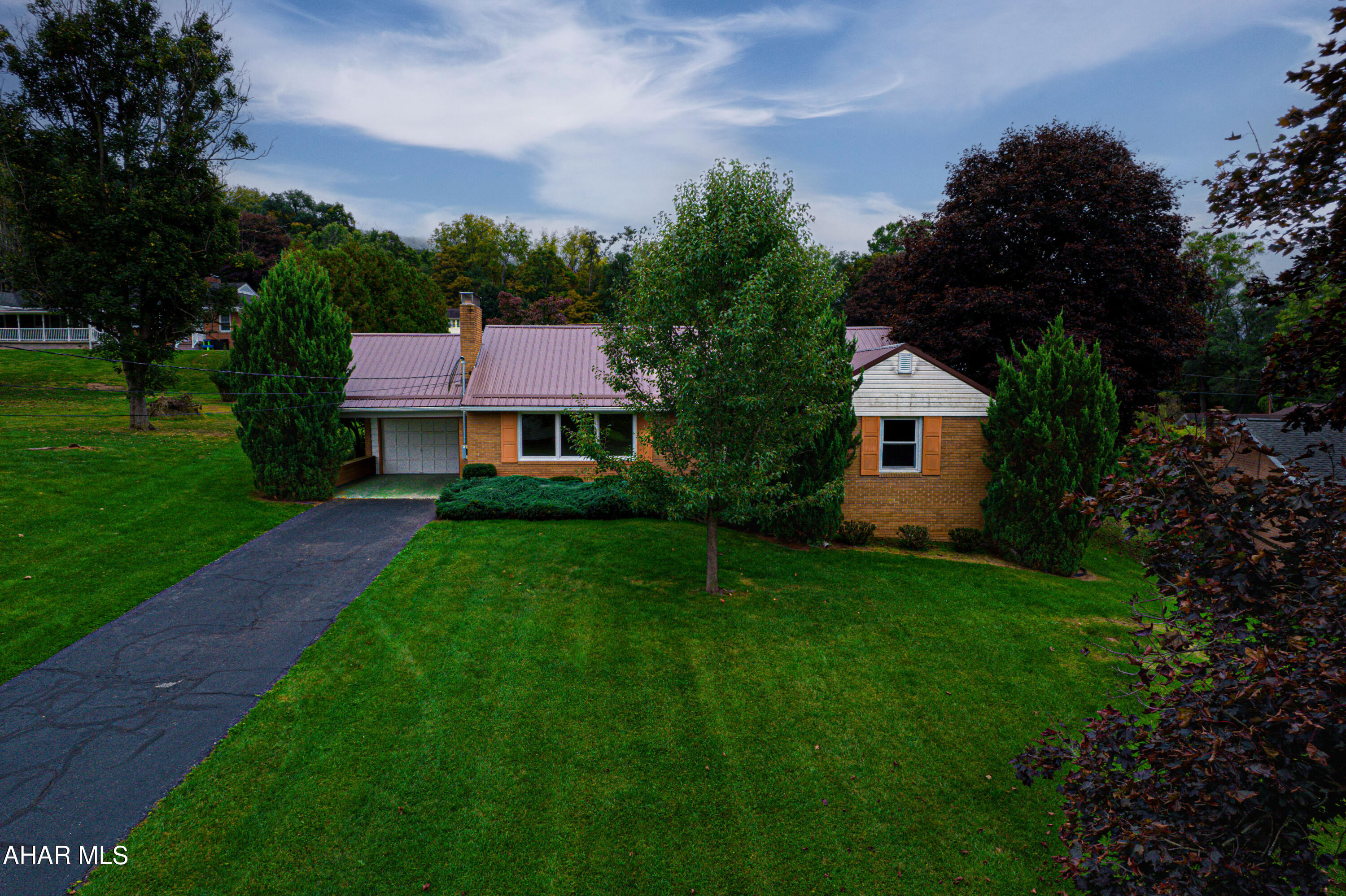 Meadowbrook Terrace - Residential