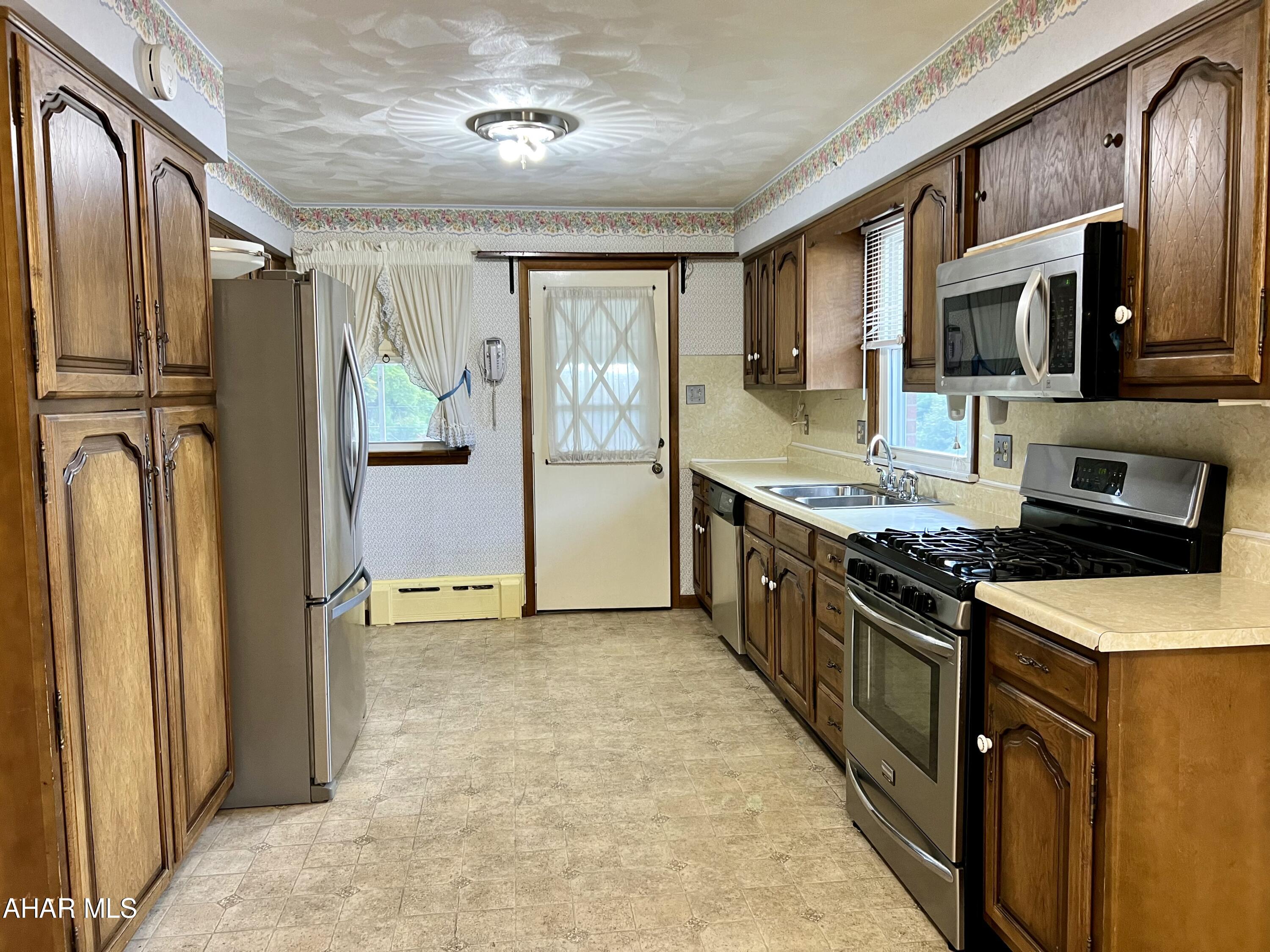 Unknown - Residential