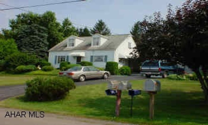 HOLLIDAYSBURG SCHOOLS, WELL MAINTAINED 1 1/2 STORY, 3 BEDROOMS, CENTRAL AIR, 2-CAR GARAGE WITH LOFT. GREAT VIEW SITTING ON PATIO, LARGE LOT. $115,000. 421 1ST AVE, DUNC. CALL DIANA. HOLLIDAYSBURG SCHOOLS, WELL MAINTAINED 1 1/2 STORY, 3 BEDROOMS, CENTRAL AIR, 2-CAR GARAGE WITH LOFT WOODSTOVE. GREAT VIEW SITTING ON PATIO, LARGE LOT. $115,000. 421 1ST AVE, DUNC. CALL DIANA.