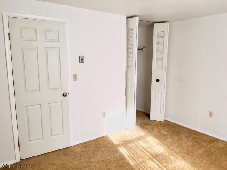 Glendale Yearound - Residential