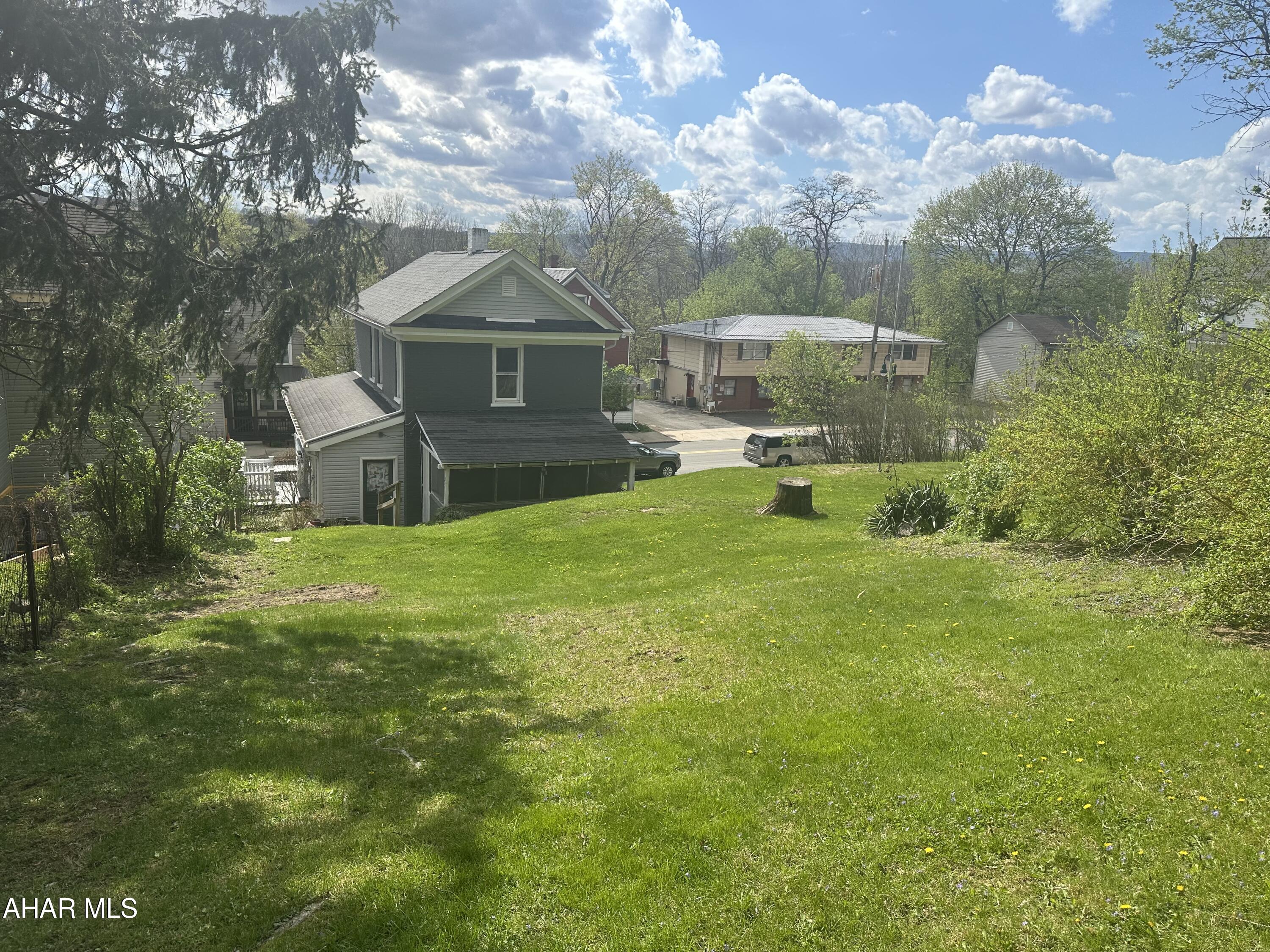 Hollidaysburg - Residential