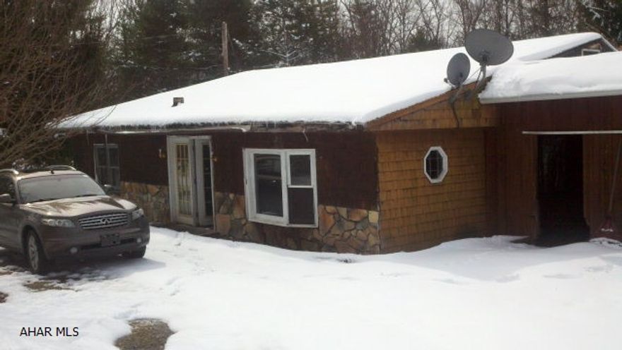 Property is being sold in AS IS condition. 10620 Kyper Road