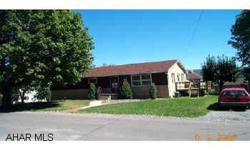 Yellow brick, one story-plaster walls-electric baseboard heat-average bill -$130 per month. 70x100 lot. large basemenet with tons of potential. Yellow brick, one story-plaster walls-electric baseboard heat-average bill -$130 per month. 70x100 lot. large basemenet with tons of potential.