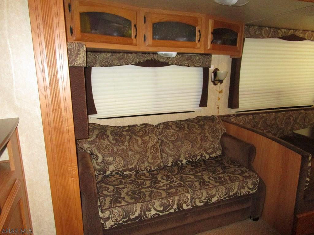 Glendale Yearound - Residential