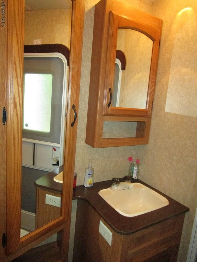 Glendale Yearound - Residential