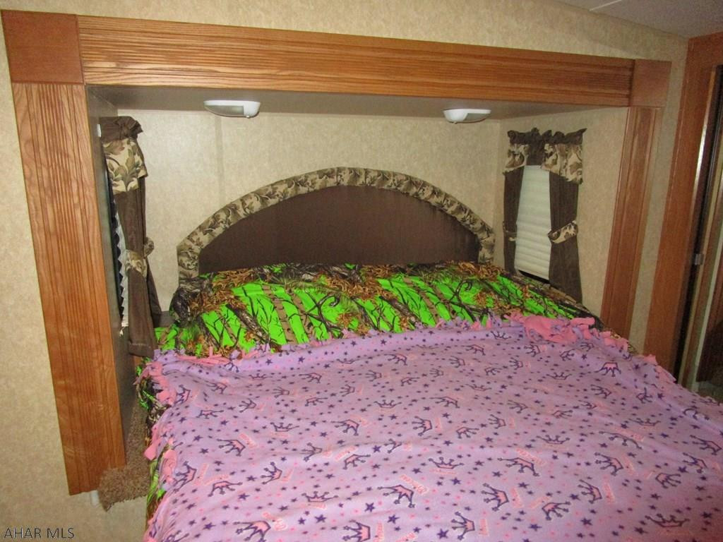 Glendale Yearound - Residential