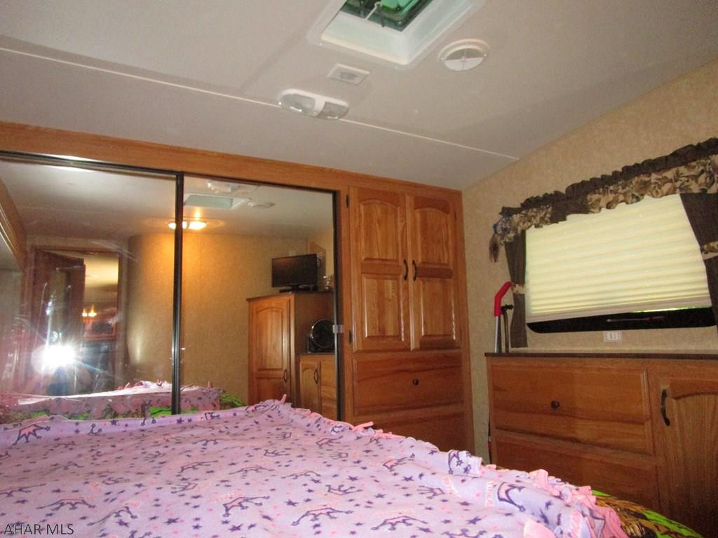 Glendale Yearound - Residential