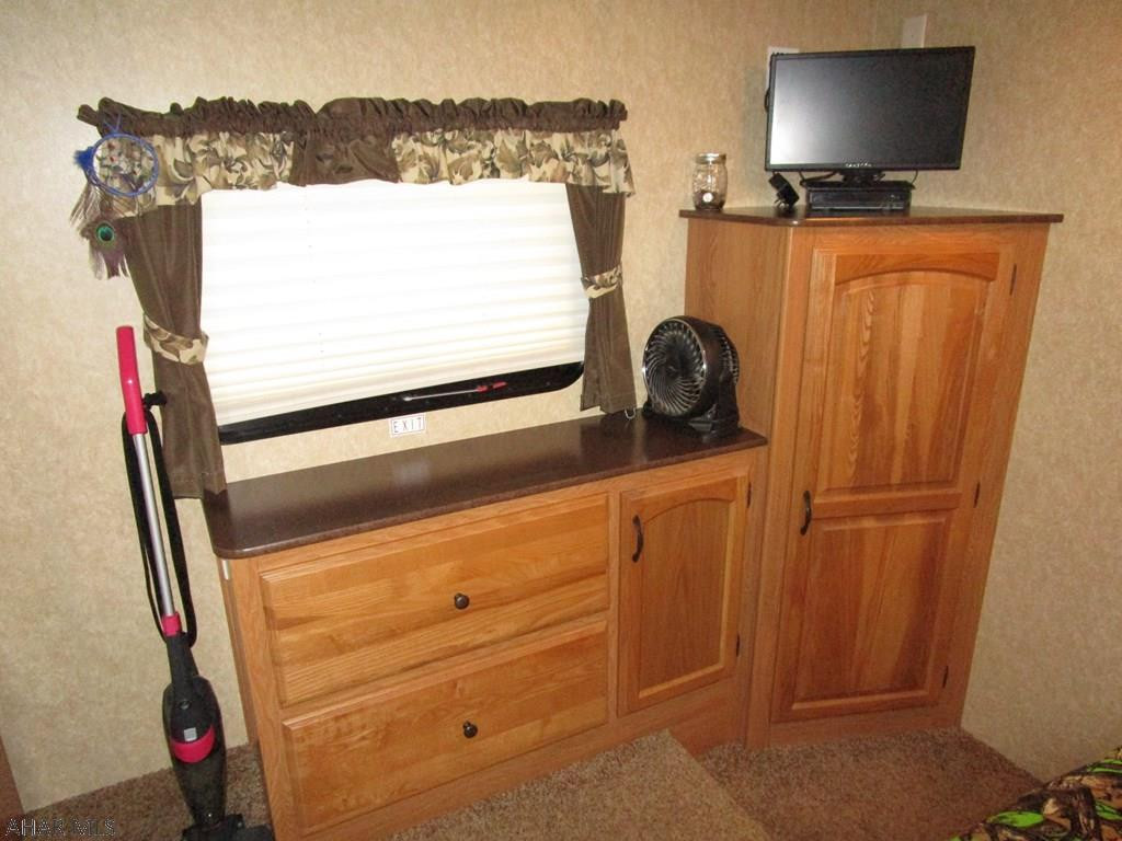 Glendale Yearound - Residential