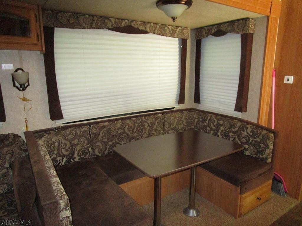 Glendale Yearound - Residential