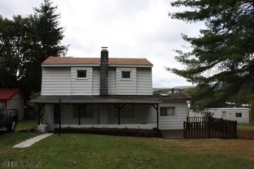 Perfect starter home with an abundance of space! Each bedroom has more closet space than the last. A quaint 3rd bedroom off the master bedroom could serve multiple functions: office, walk-in closet, nursery, etc. Large bathroom on the main floor with additional closet space and linen closet. Large foyer may also serve as a dining room. Spacious living room is extra cozy and features two beautiful skylights. Large kitchen with plenty of counter space. New hot water tank, newer windows, and newer roof.  Semi-private lawn with plenty of area to host picnics or parties. The possibilities are endless!  Bring your buyer, this house is priced to sell!