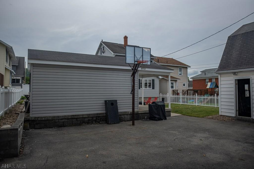 Unknown - Residential