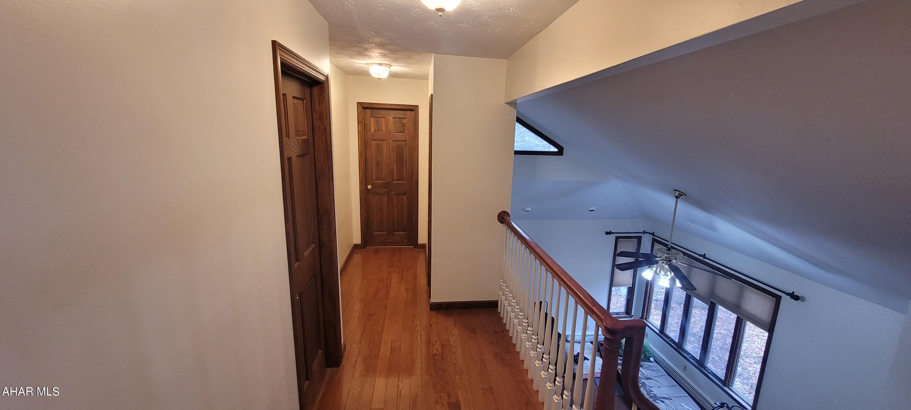 Glendale Yearound - Residential