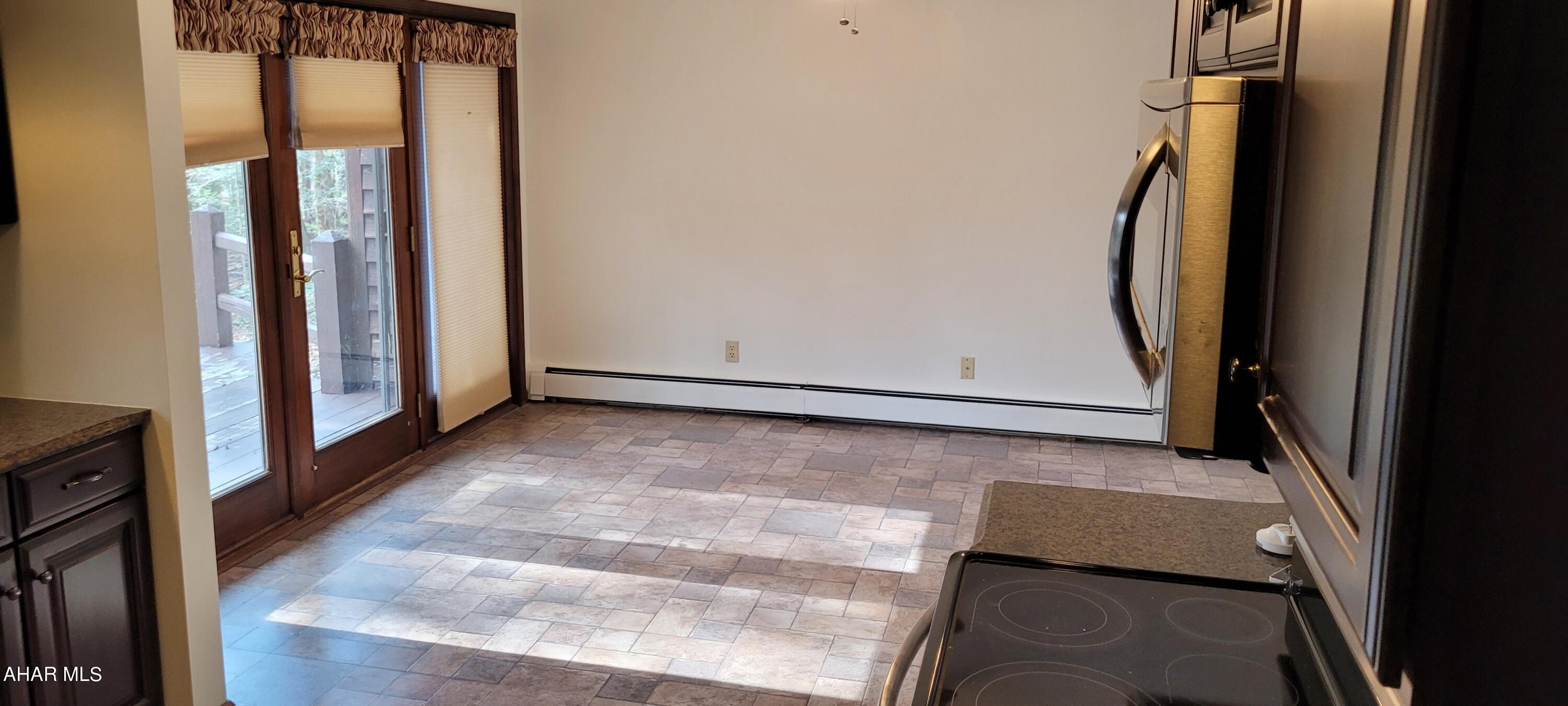 Glendale Yearound - Residential