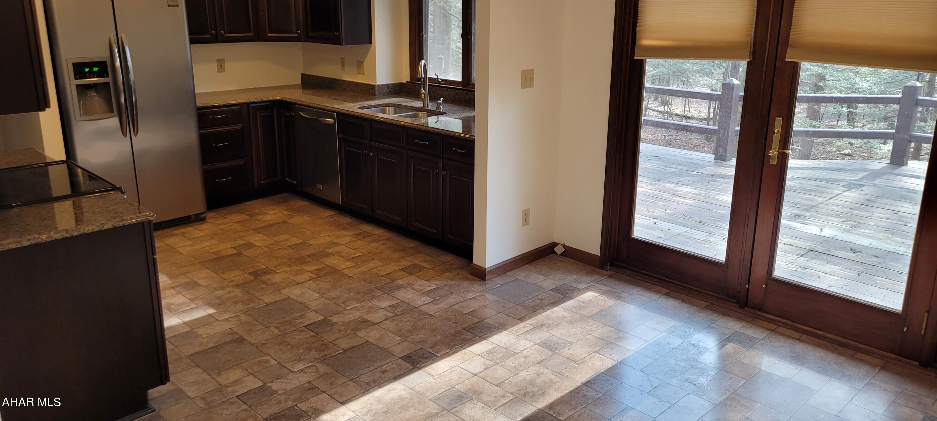 Glendale Yearound - Residential