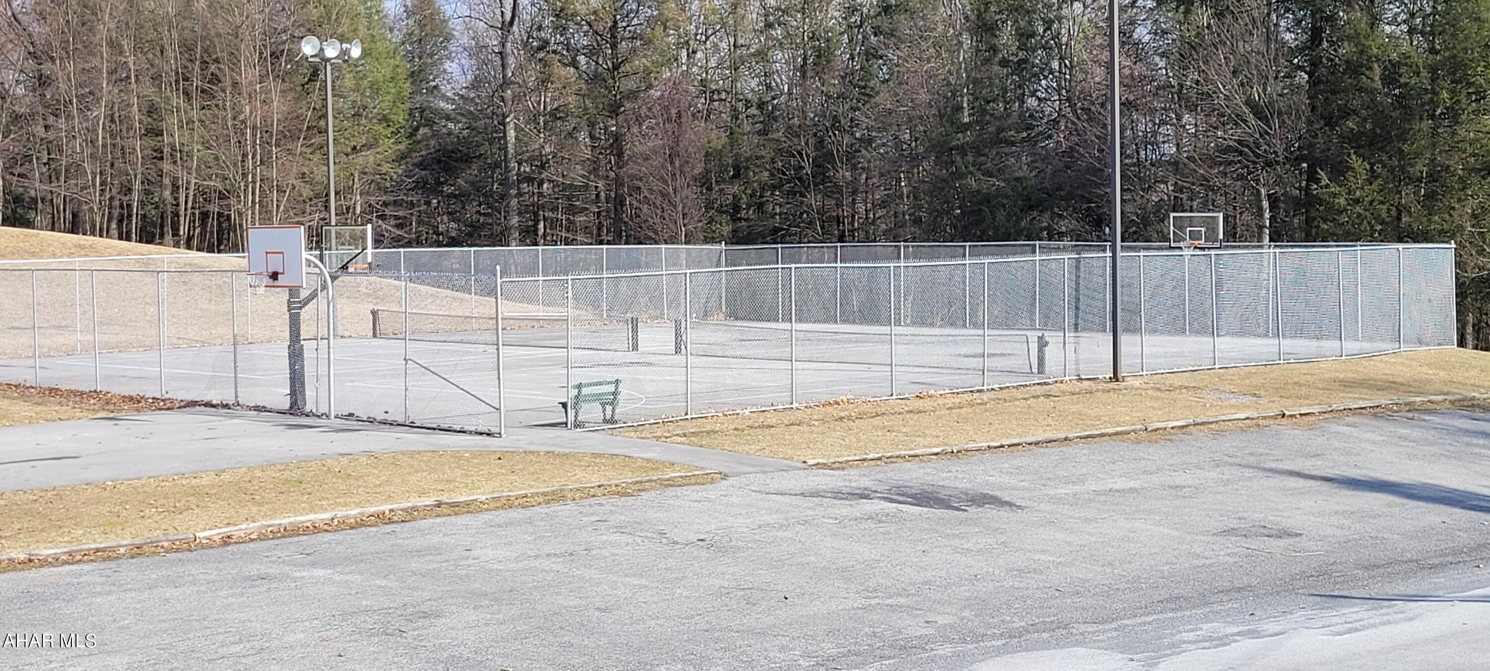 Glendale Yearound - Residential