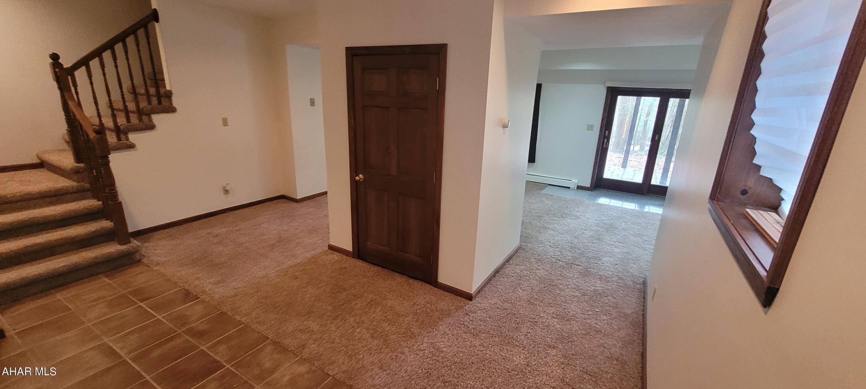 Glendale Yearound - Residential