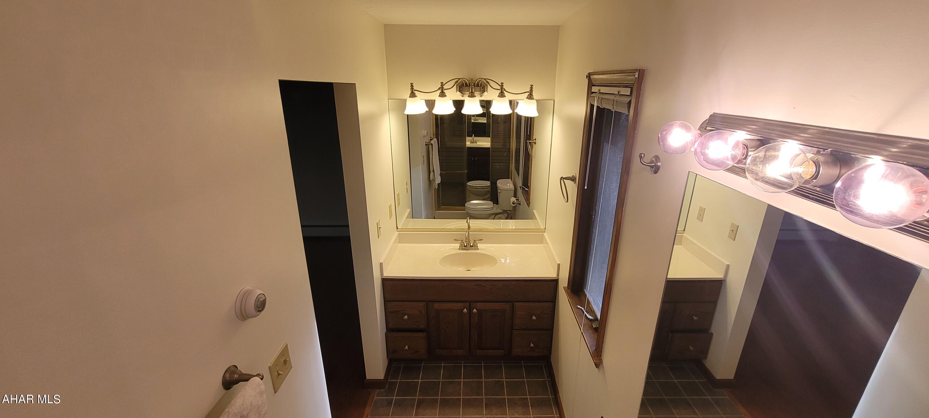 Glendale Yearound - Residential