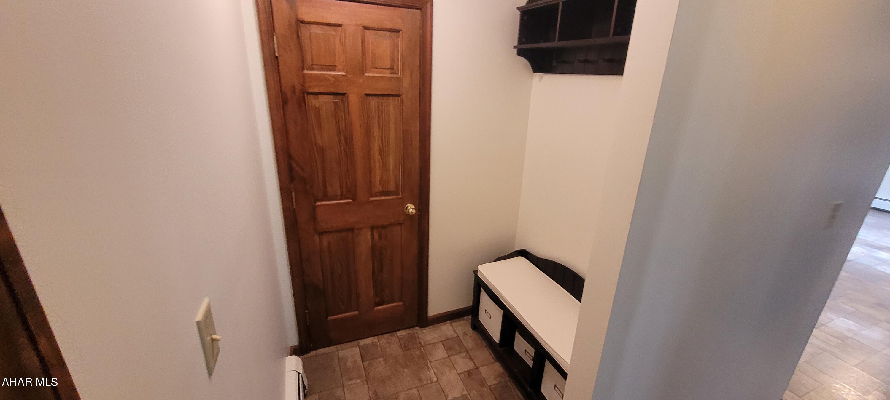 Glendale Yearound - Residential