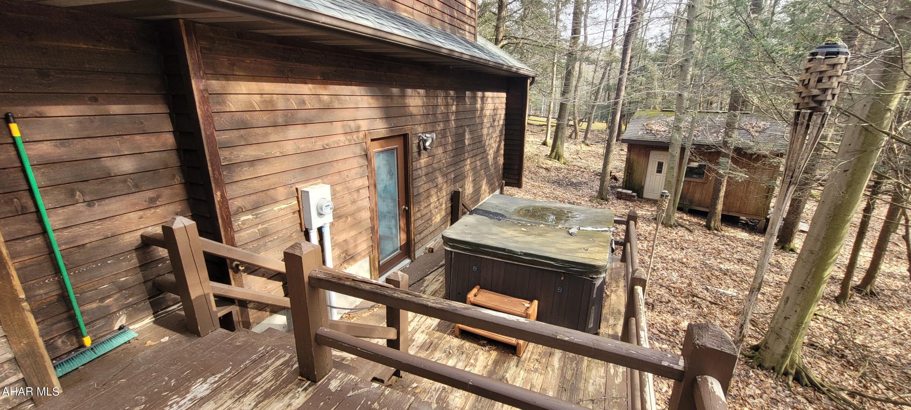 Glendale Yearound - Residential