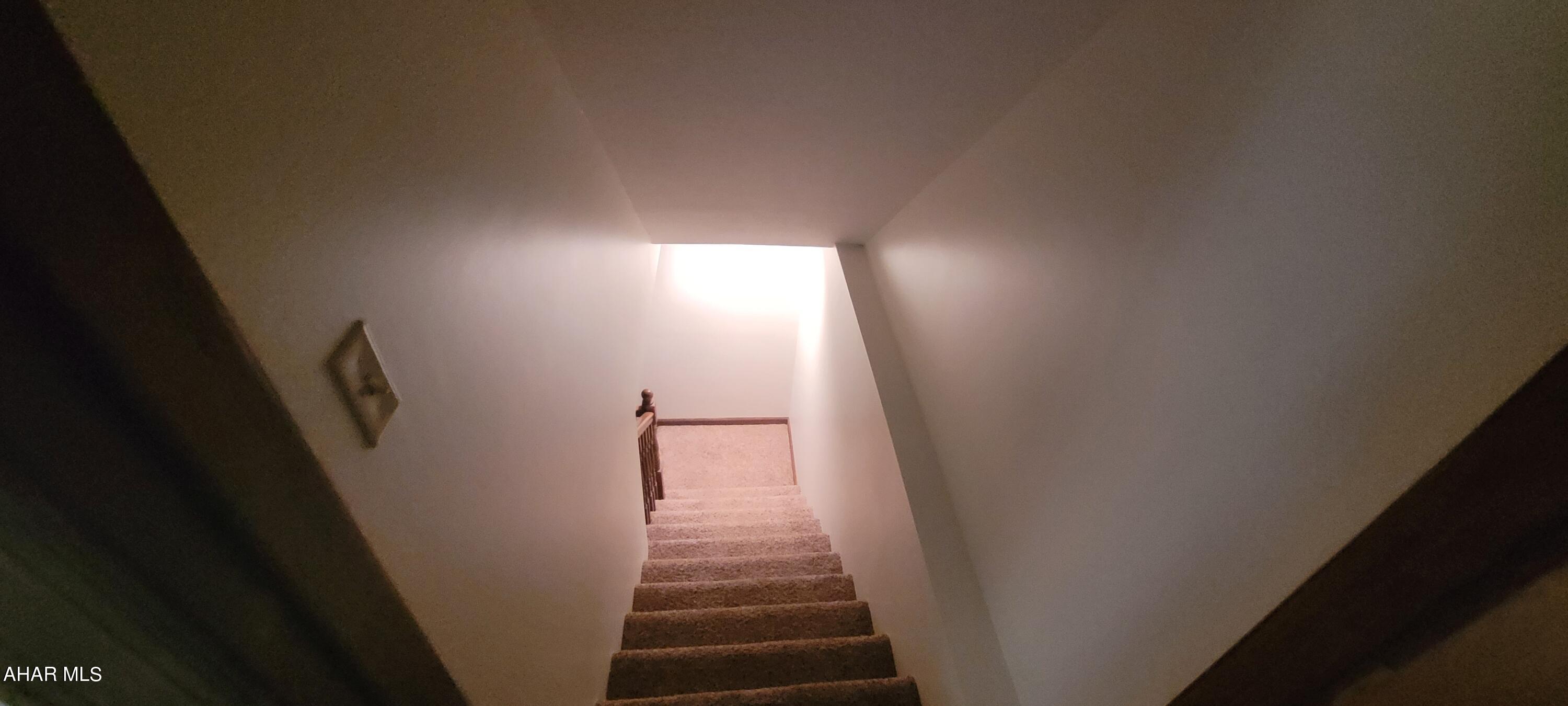 Glendale Yearound - Residential