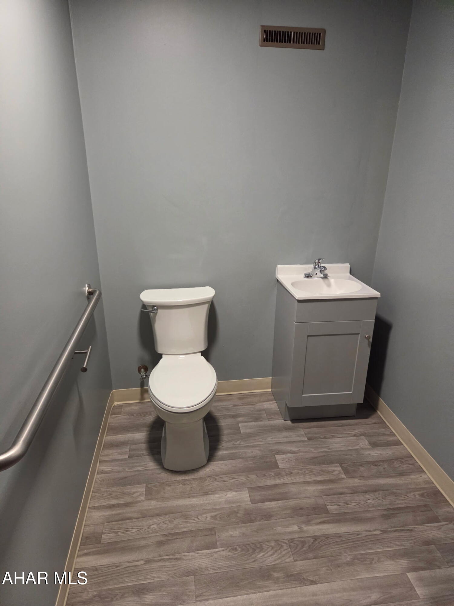 None - Commercial Lease