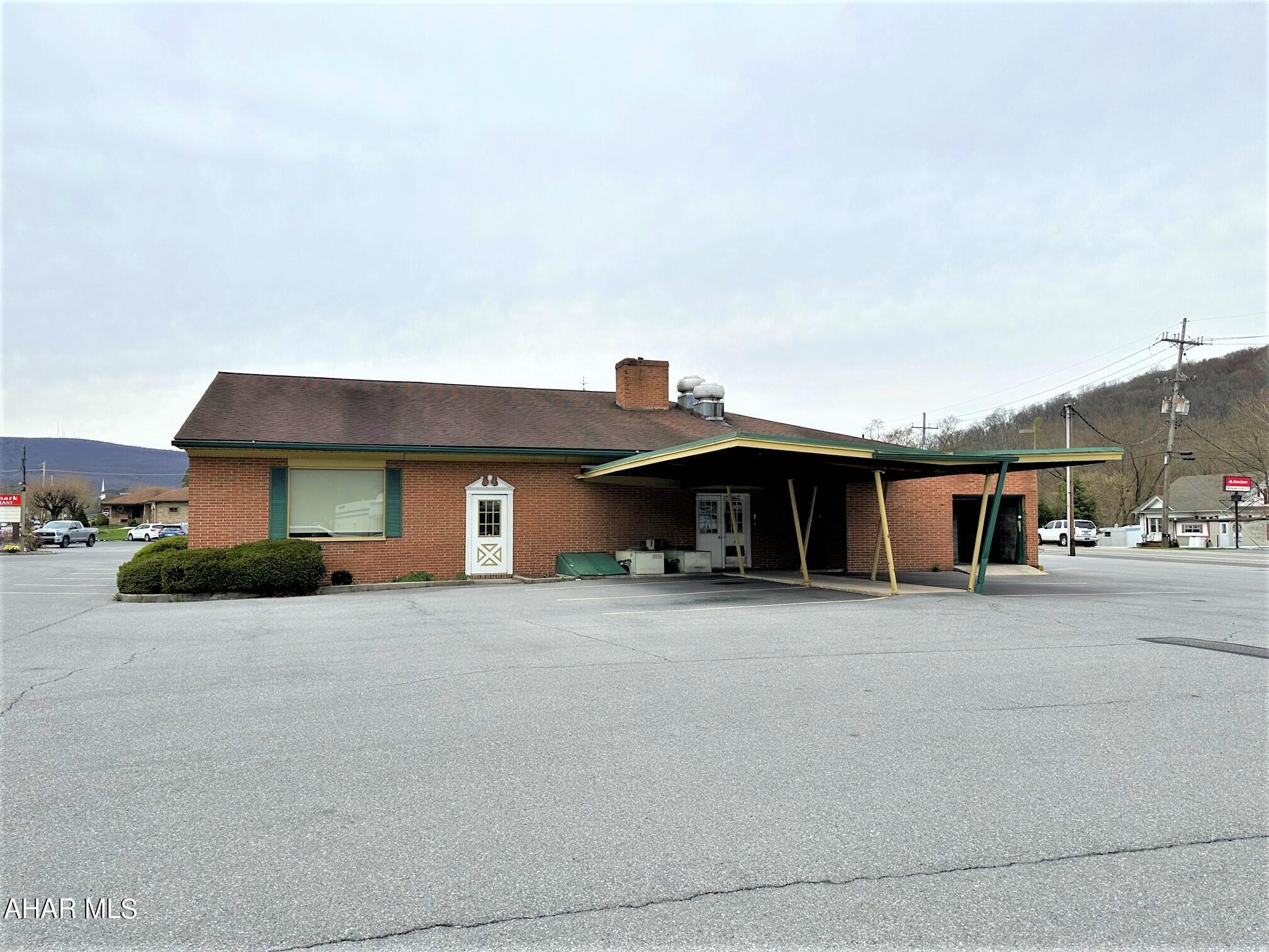 Unknown - Commercial Sale