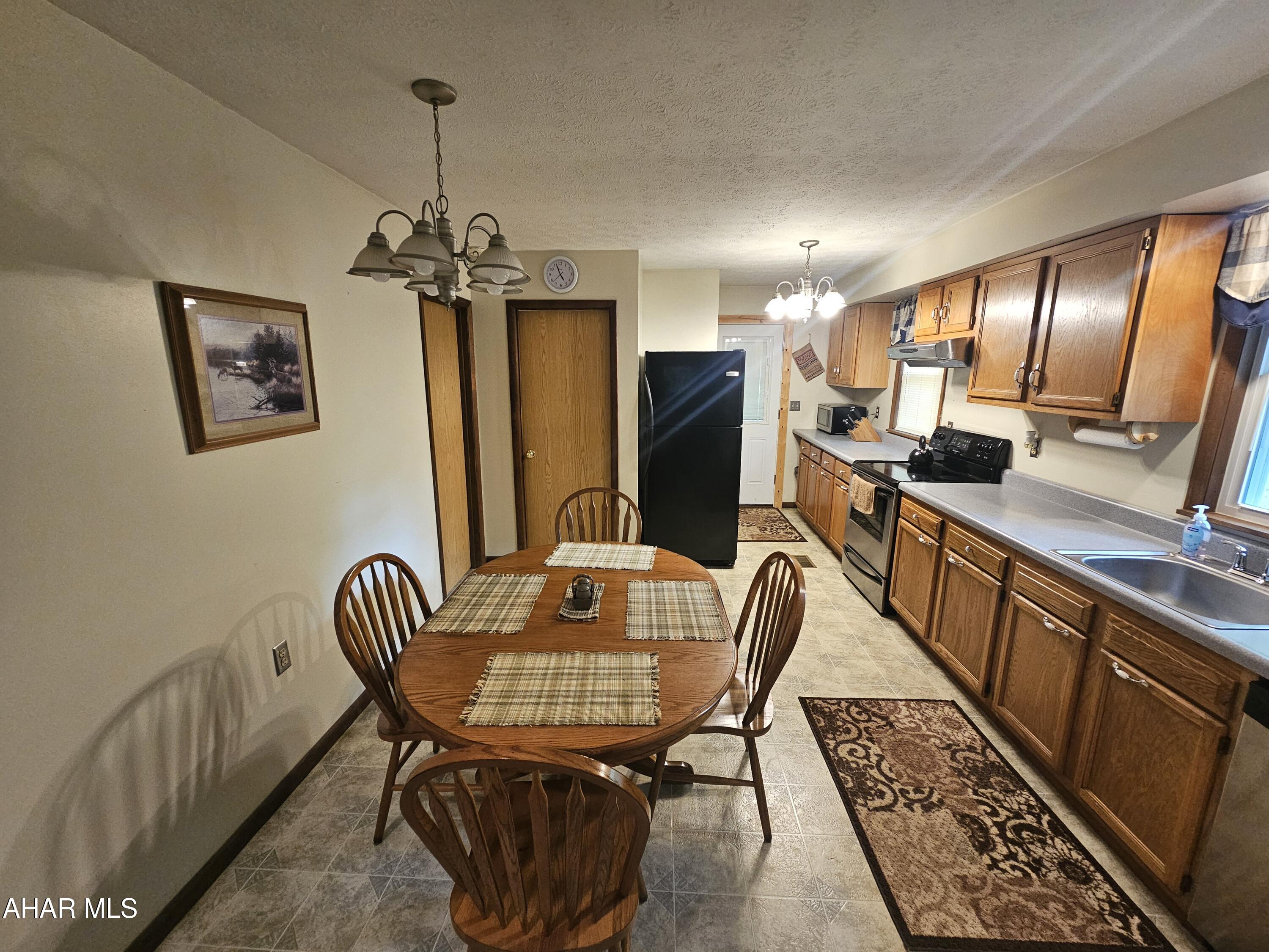 Glendale Yearound - Residential