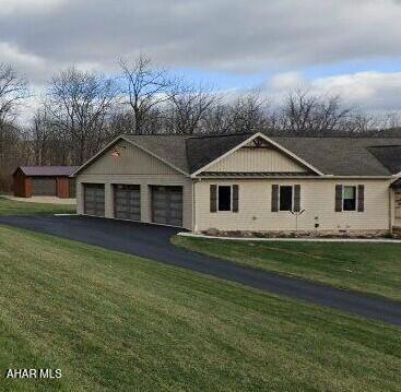 Hawthorne Manor - Residential