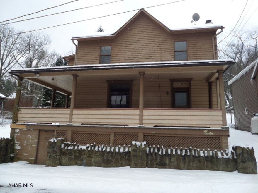 This large 2 story home has a lot of potential. Needs some TLC, but has a lot to offer. Plenty of space to make it your own, coupled with a sizeable yard, this could be perfect for a large family. 4 Bedrooms, 2 full baths, Kitchen, formal dining room and large living room.