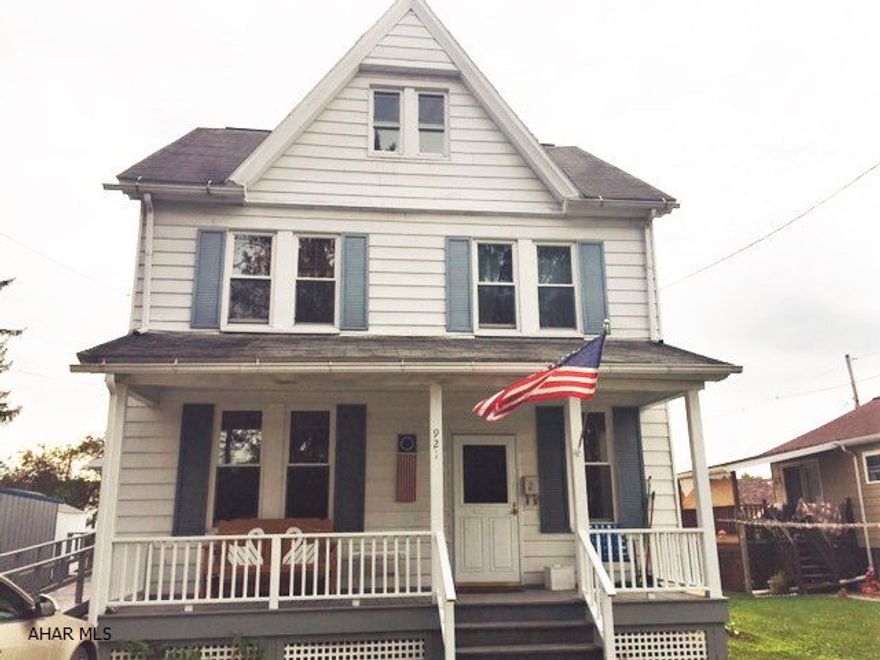 Cozy well taken care of 3 bedroom home with remodeled kitchen, windows & roof, bonus room with 1/2 bath and handicap access could be an efficiency or business! Screened in covered porch areas with a large lot. Priced to sell!