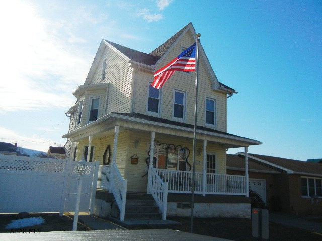 Juniata - Residential