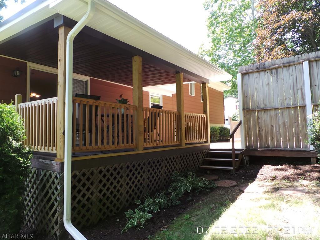 Holiday Manor - Residential