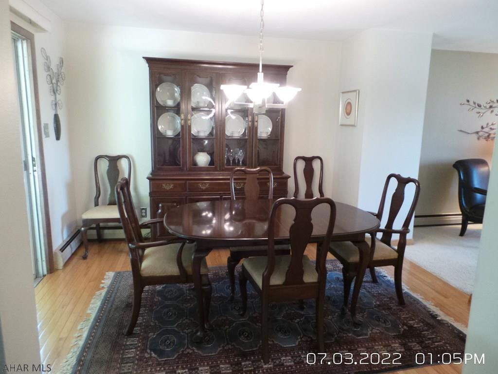 Holiday Manor - Residential