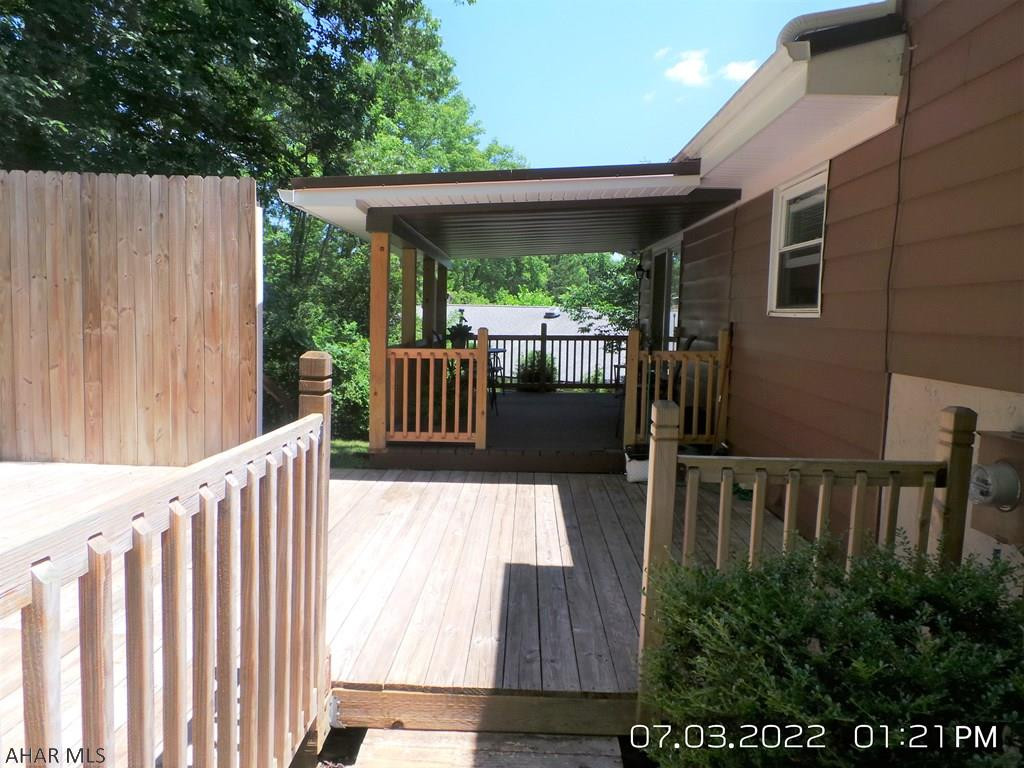 Holiday Manor - Residential