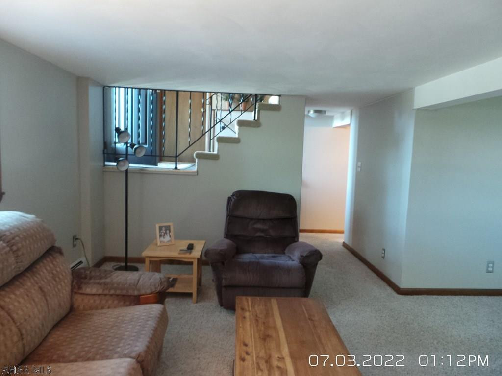 Holiday Manor - Residential