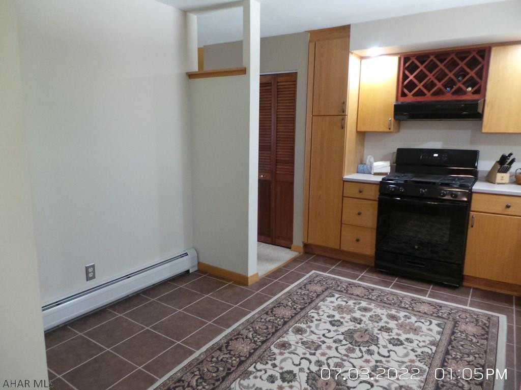 Holiday Manor - Residential