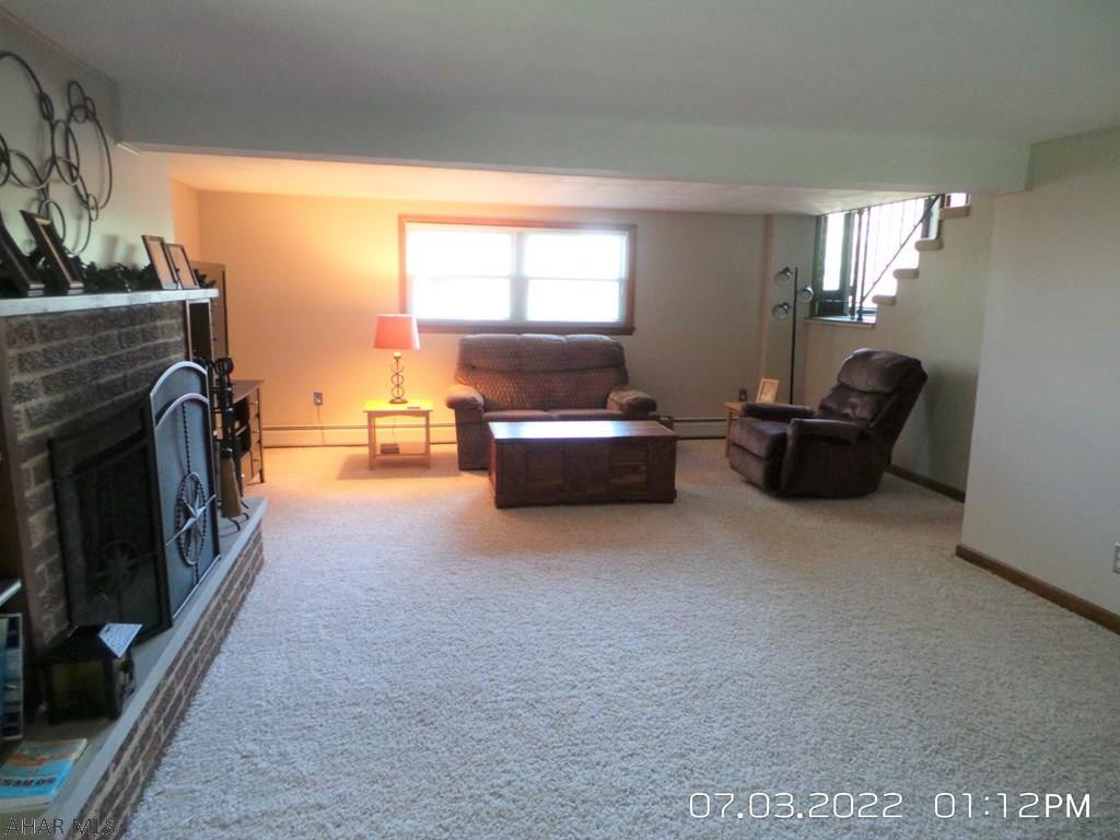 Holiday Manor - Residential