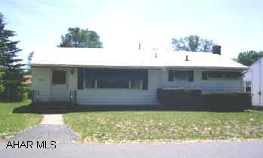 Spiffy ranch type in Eldorado. 2-3 bedrooms, hardwood floors, central air, relatively new furnace, and screened porch in back. Detached 1 car garage. Great neighborhood!