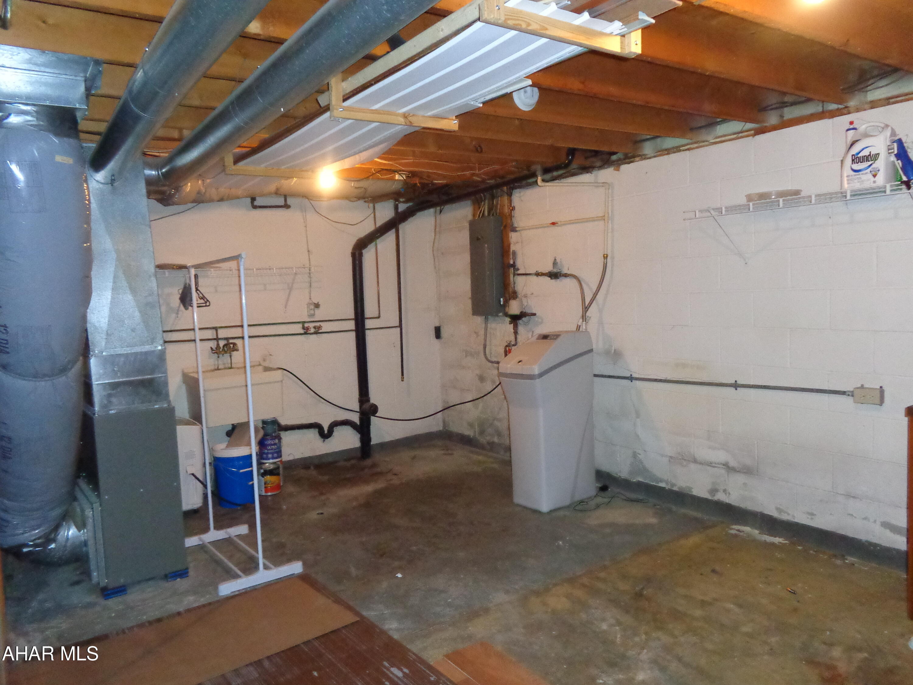 Maple Hollow - Residential