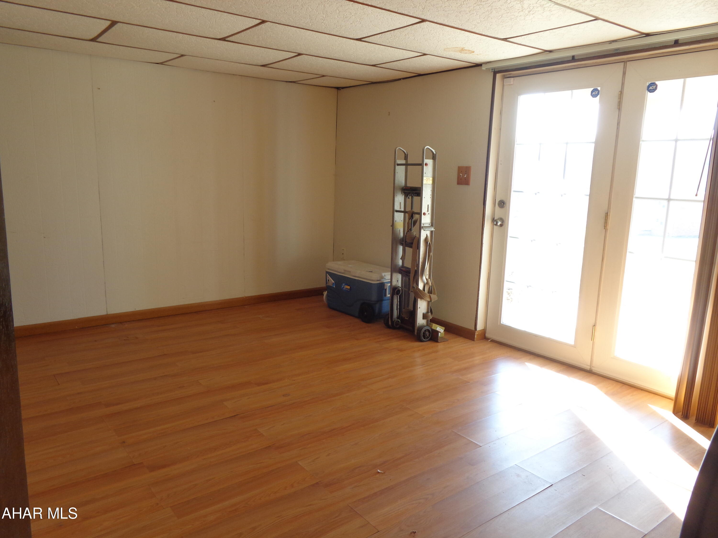 Maple Hollow - Residential