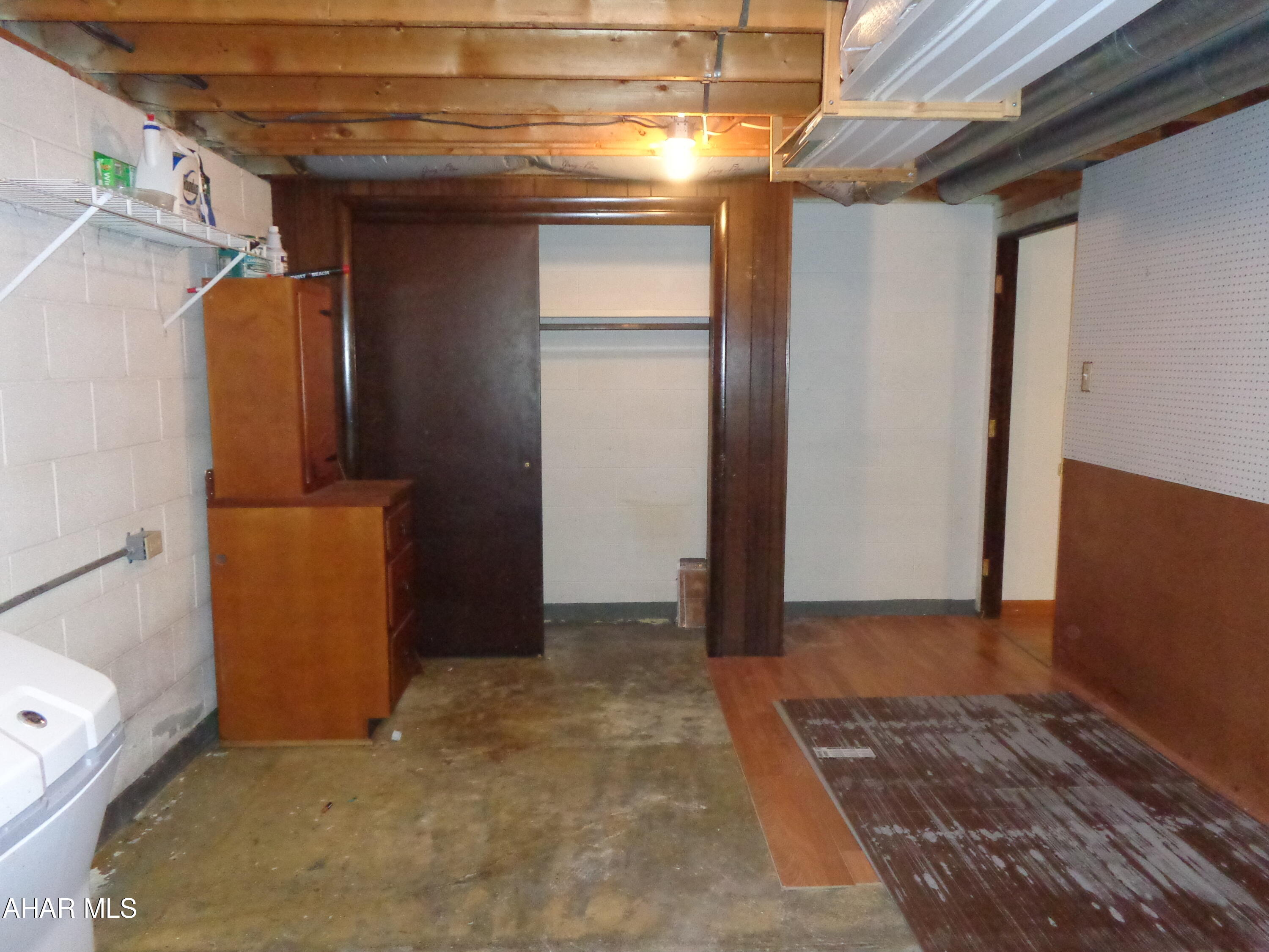 Maple Hollow - Residential