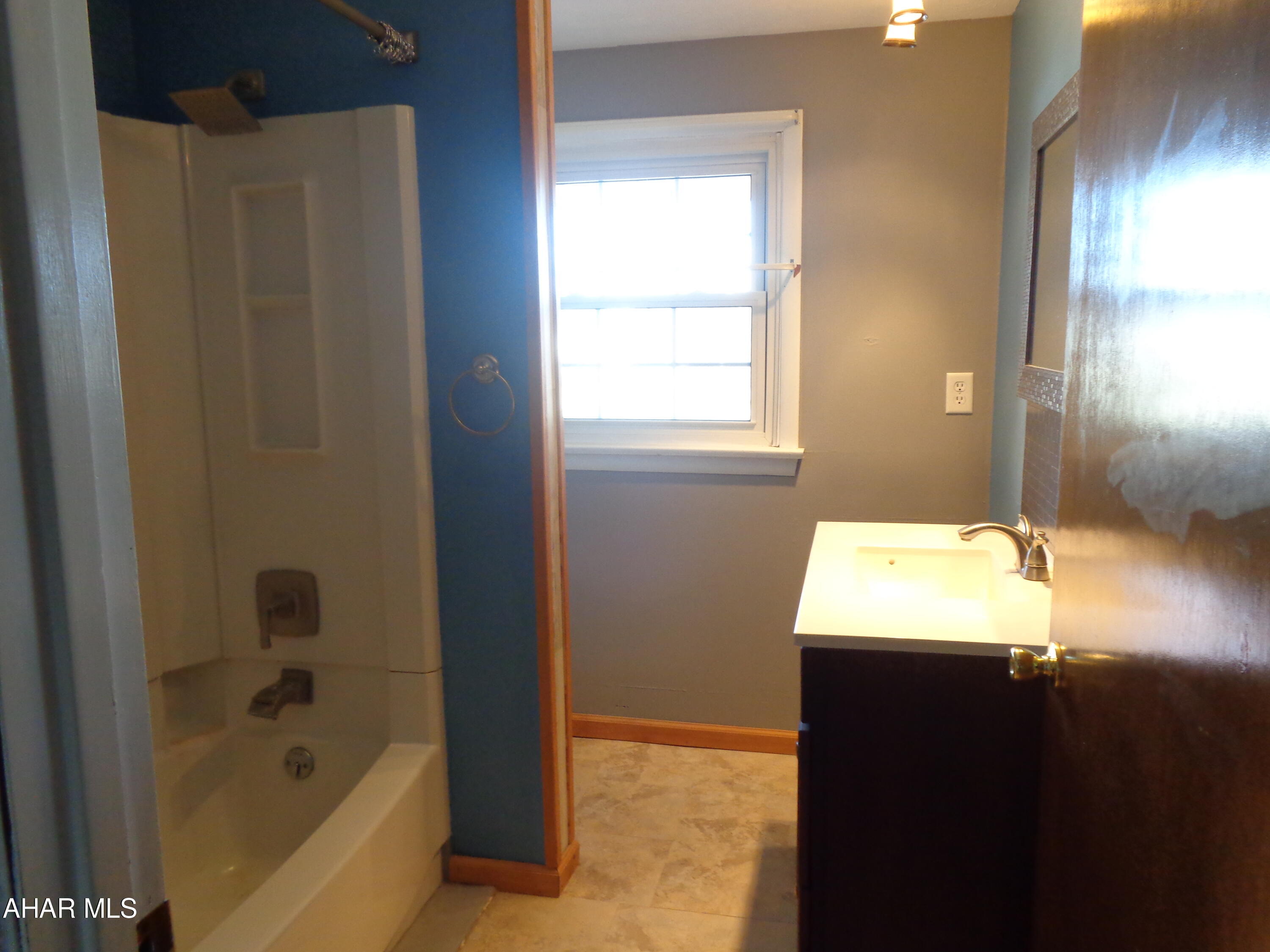 Maple Hollow - Residential