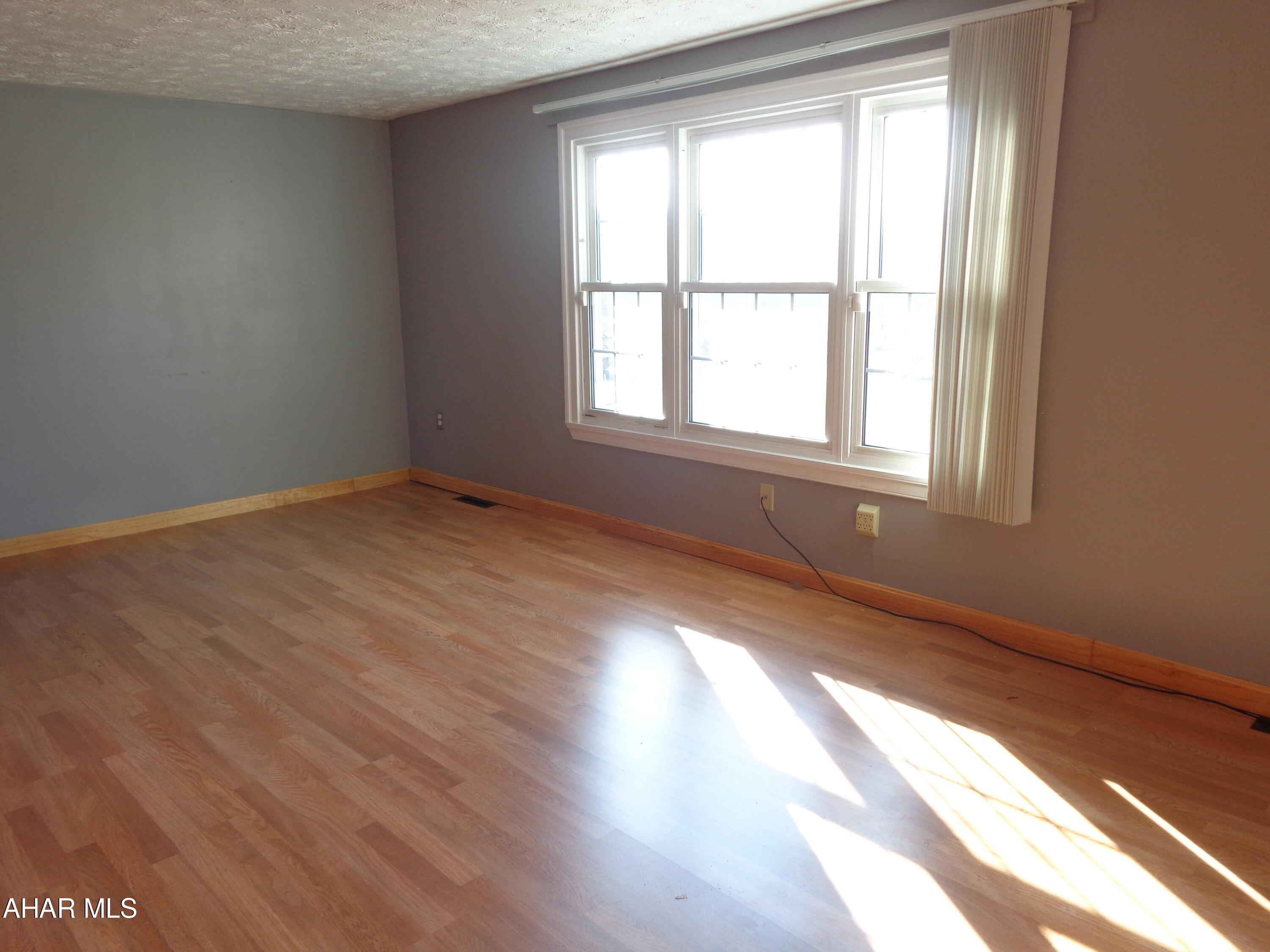 Maple Hollow - Residential