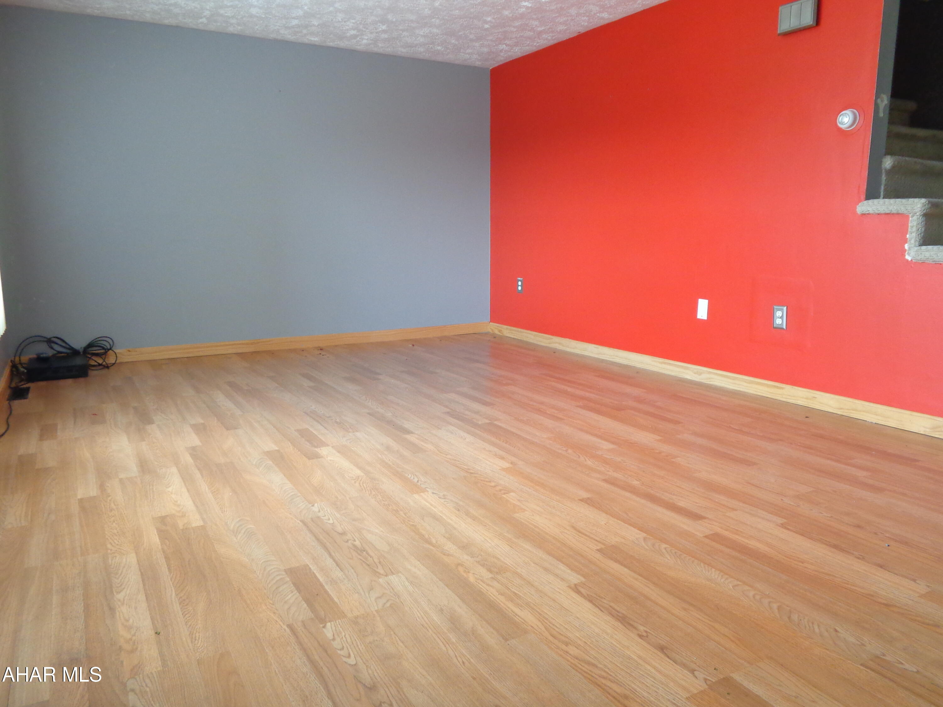 Maple Hollow - Residential