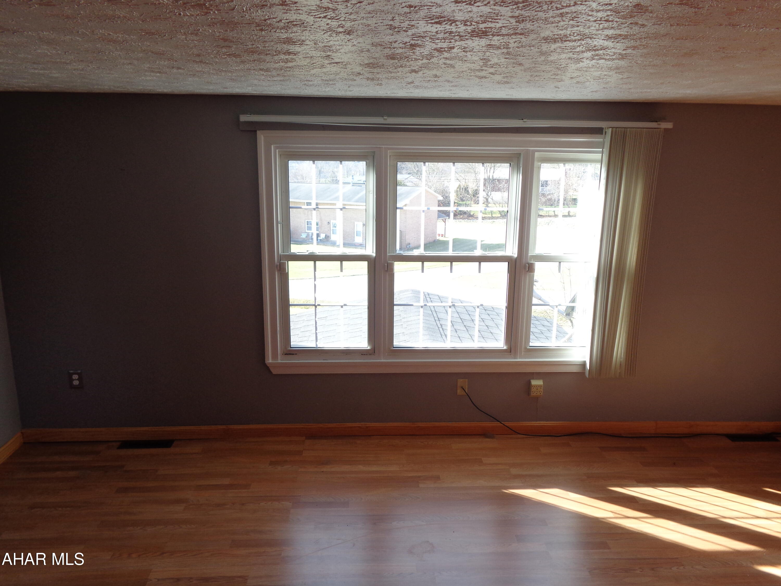 Maple Hollow - Residential