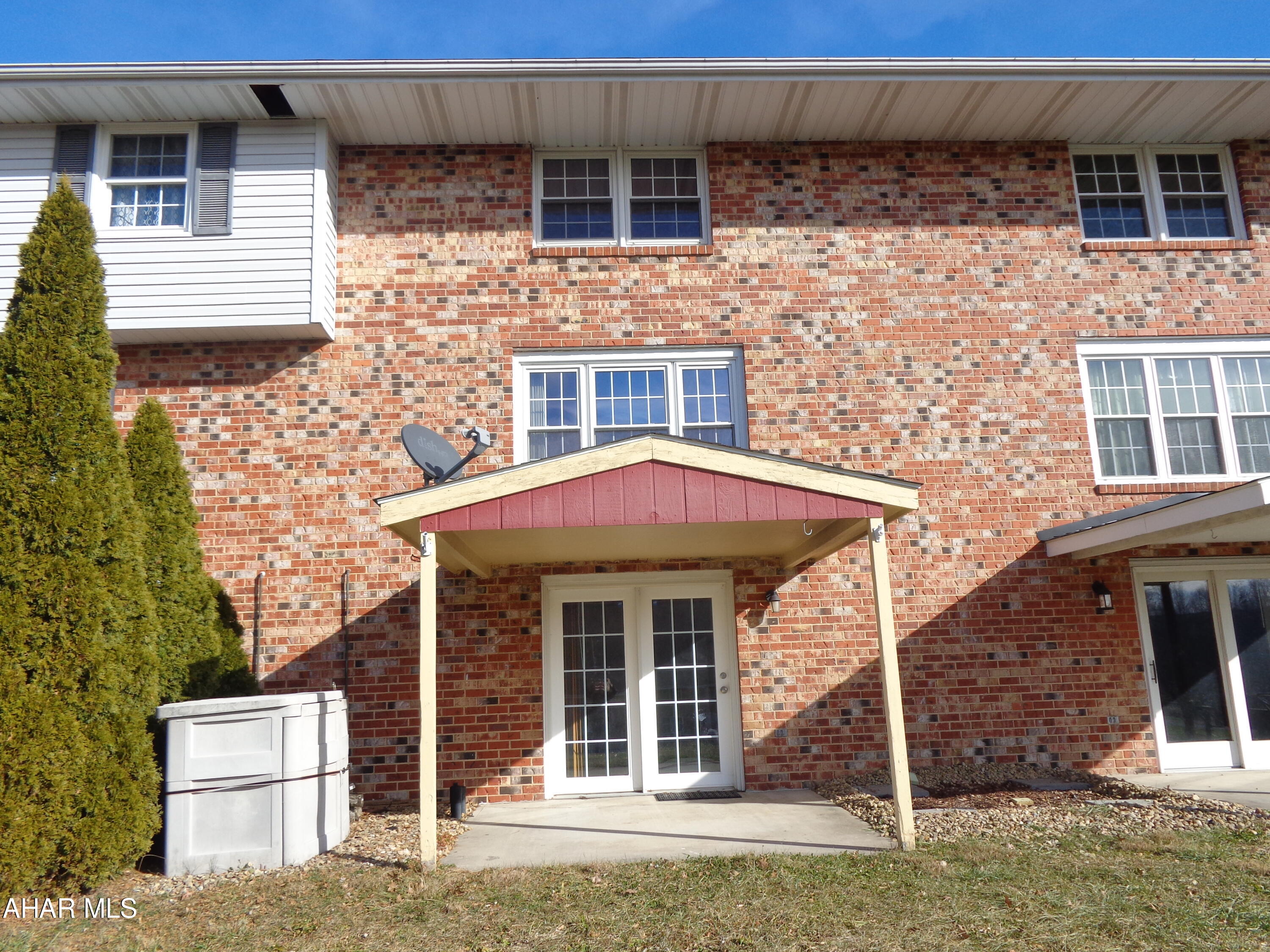 Maple Hollow - Residential